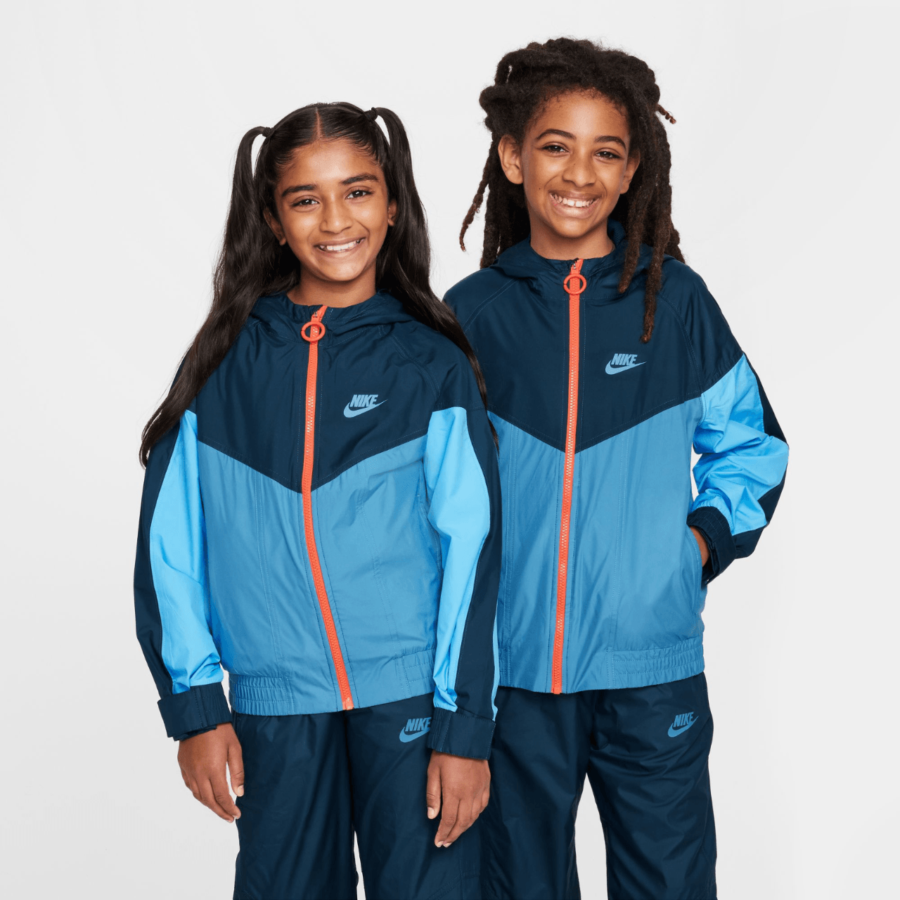 Nike Vaporwave Reversible Swoosh Fleece Full Zip Jacket (Force  Blue/Black/Black) - AJ2701-474 - Consortium.