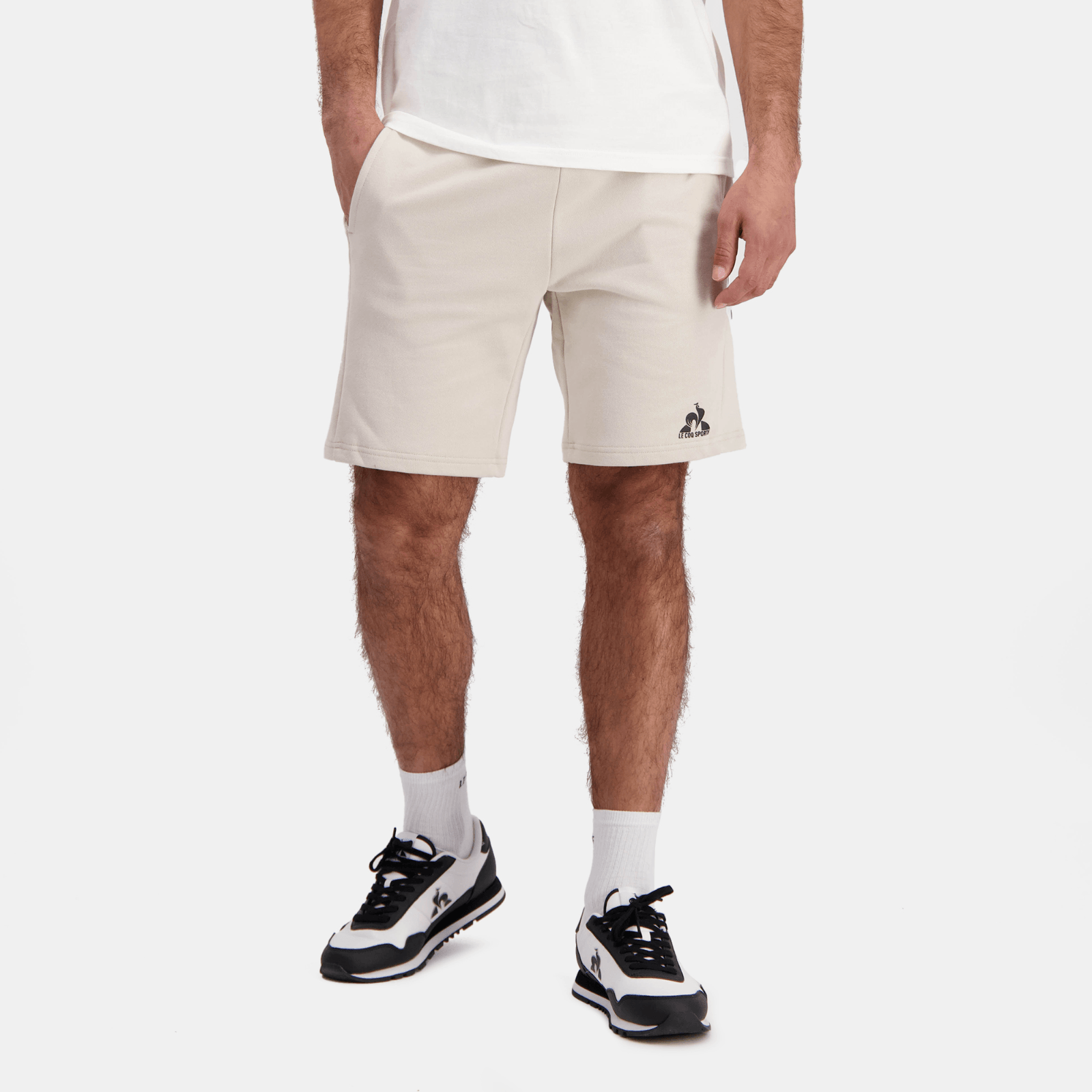 LE COQ SPORTIF Herren Tennis Shorts - Atmungsaktiv & Mit Ball-Taschen - Tennisbekleidung