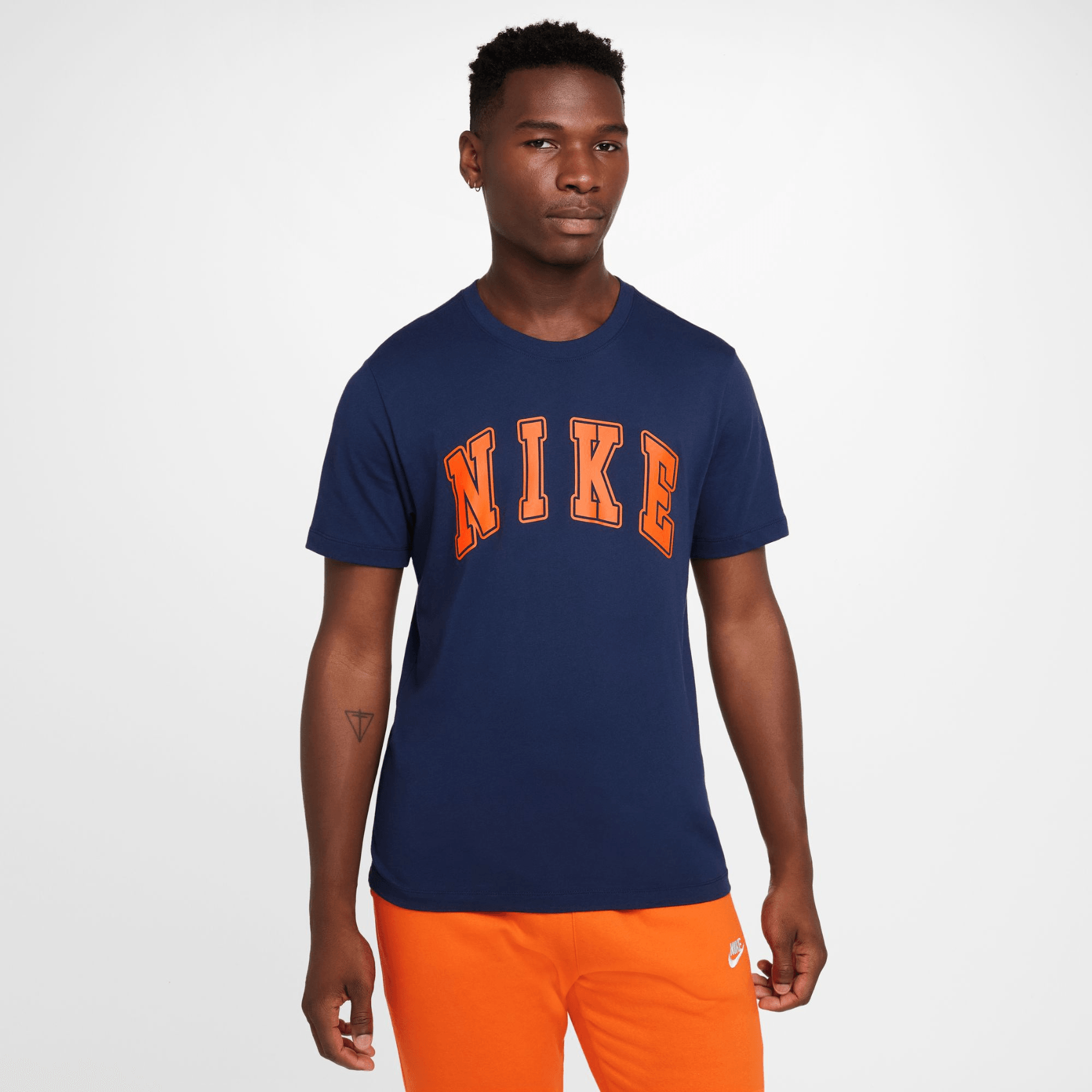POLERA NIKE M NSW TEE CLUB SSNL HBR HOMBRE