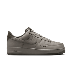 ZAPATILLA NIKE AIR FORCE 1 ’07 LV8 ESS+ HOMBRE