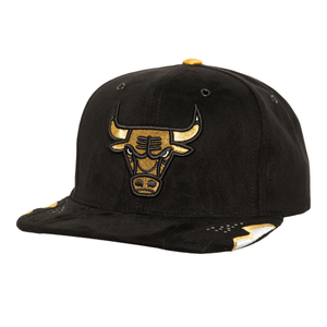 JOCKEY VISERA PLANA MITCHELL AND NESS DAY 6 BULLS