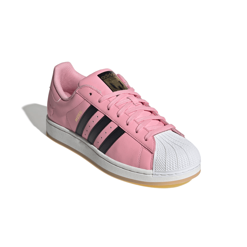 JR1520_6_FOOTWEAR_Photography_Front-Lateral-Top-View_white