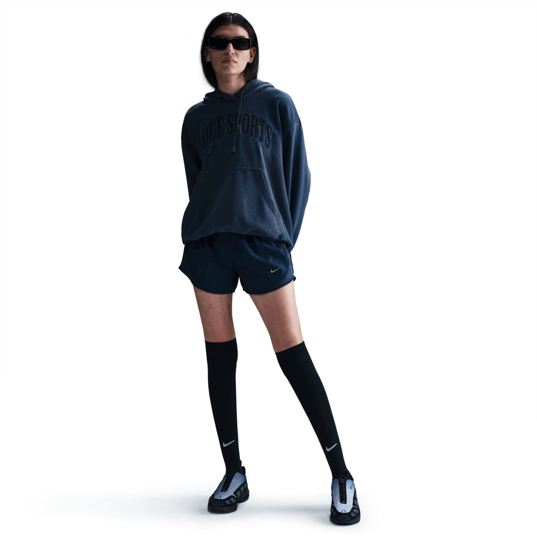 POLERON NIKE W NSW PHNX FLC FT OS WASH HDY MUJER