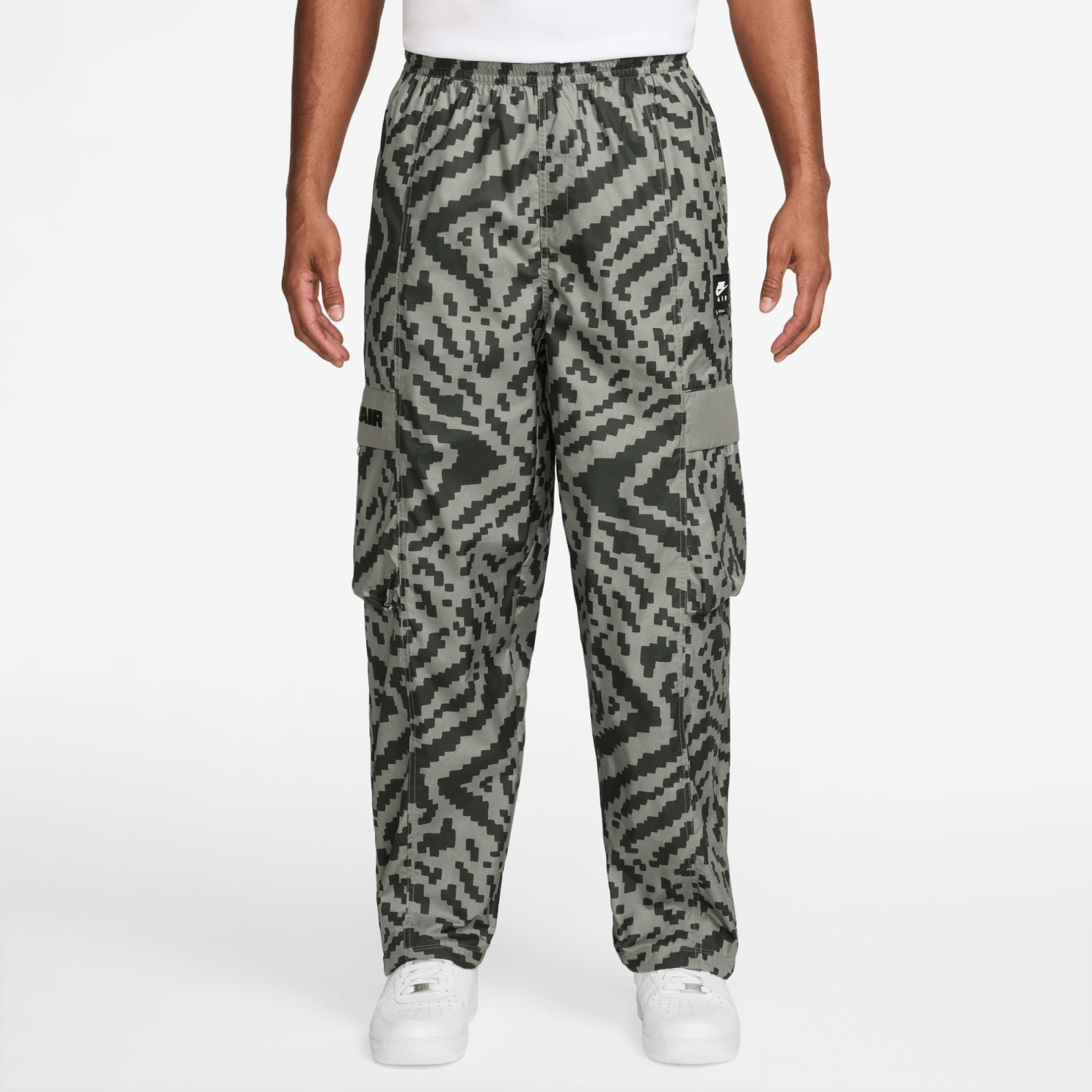 PANTALON NIKE M NK AIR WVN CARGO PANT AOP HOMBRE