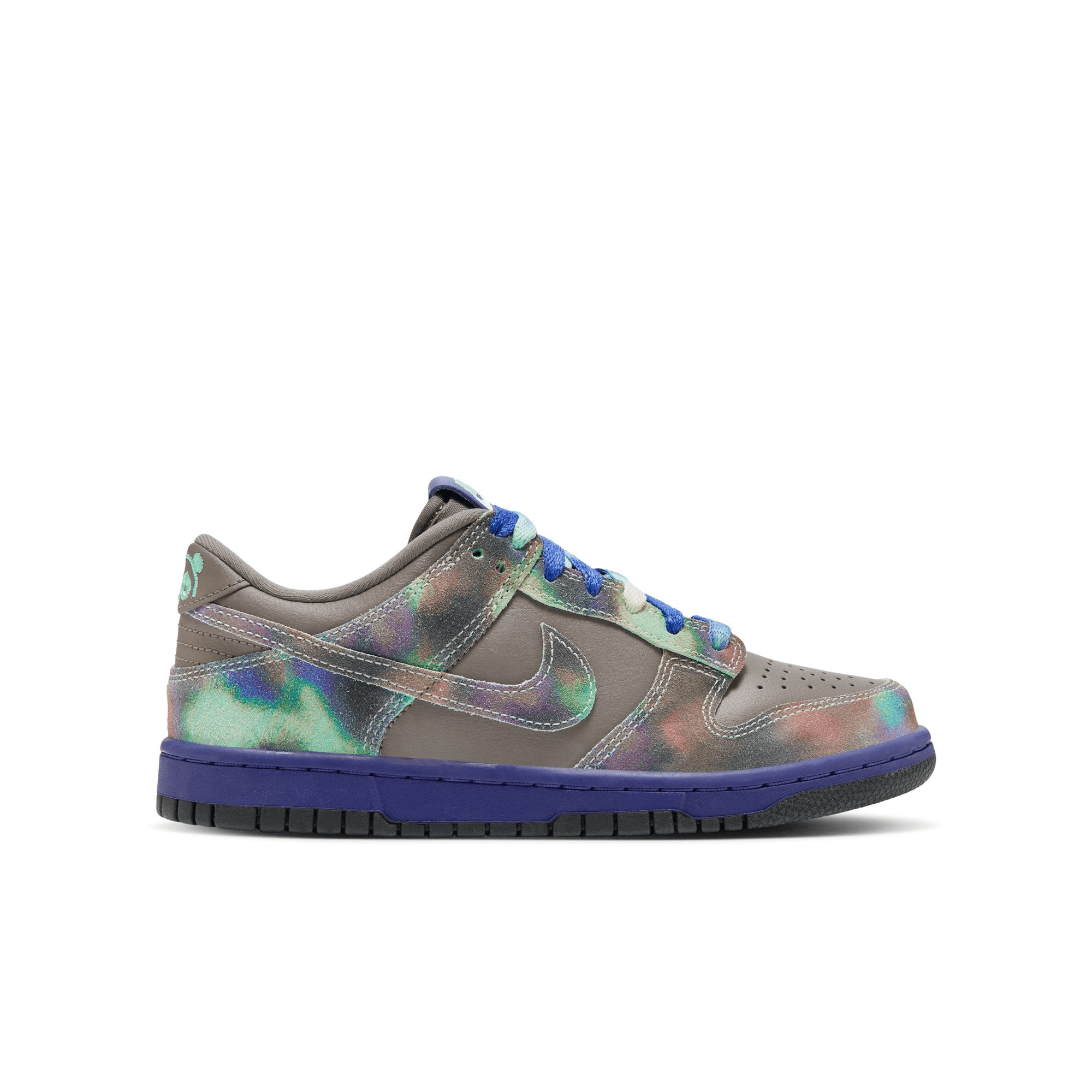 ZAPATILLA NIKE NIKE DUNK LOW BDAY SE BG JOVEN