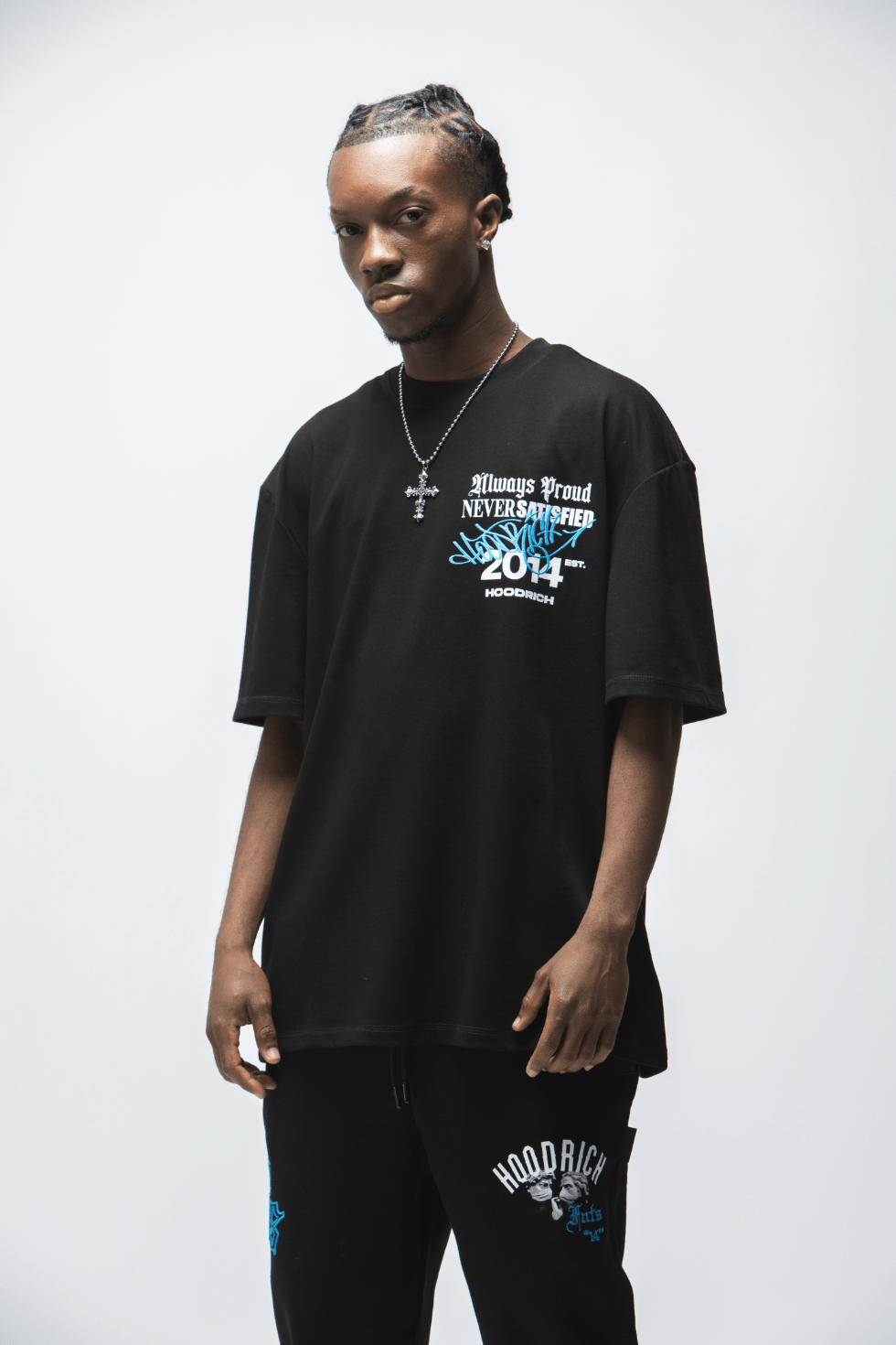 POLERA HOODRICH STAMP TAG _ OVERSIZED TSHIRT HOMBR