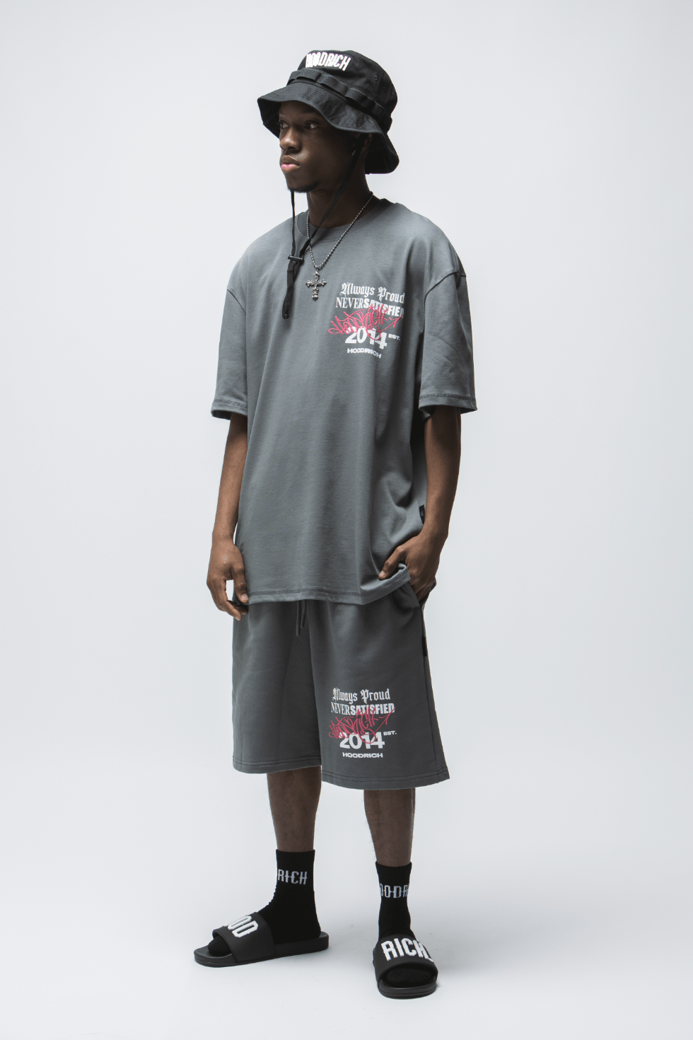 POLERA HOODRICH STAMP TAG _ OVERSIZED TSHIRT HOMBR