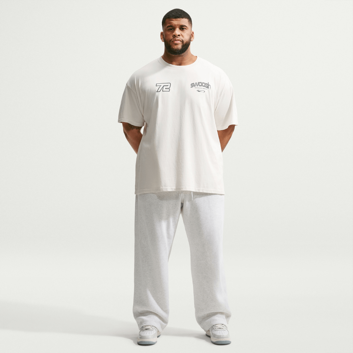 Polera Manga Corta Gráfica Nike Hombre
