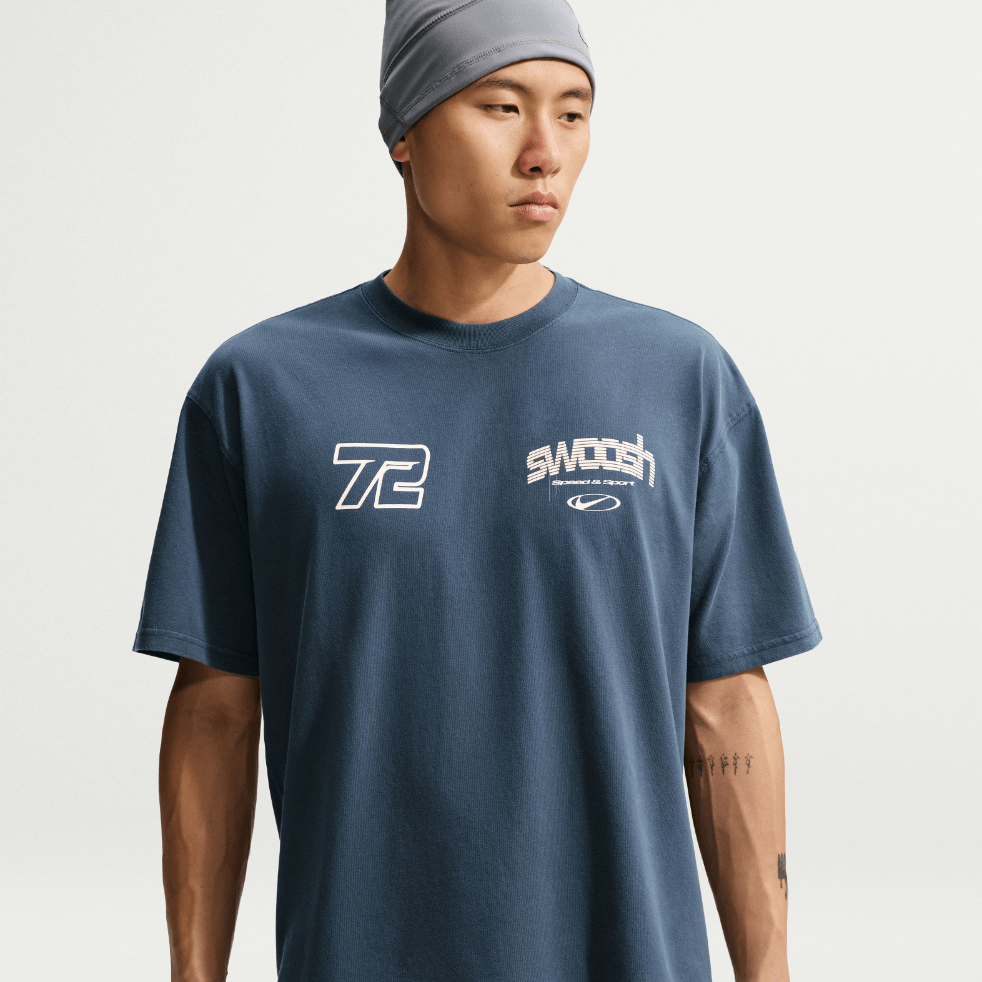 Polera Manga Corta Gráfica Nike Hombre