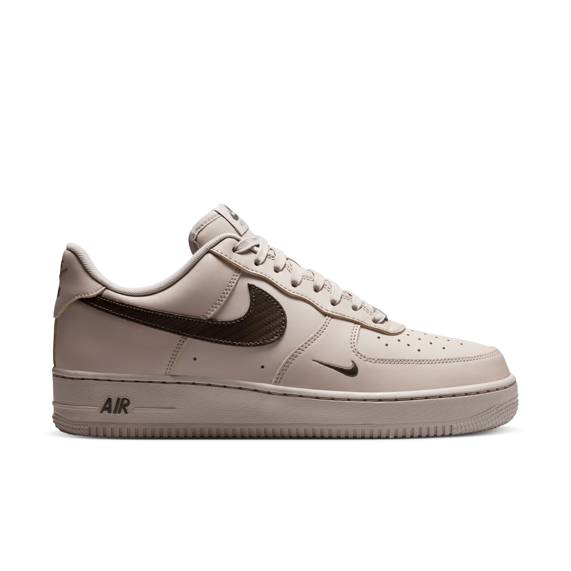 Zapatilla Air Force 1 07' Tech ESS Hombre